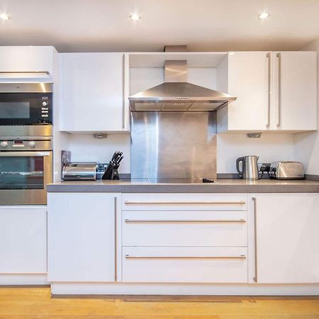 208 By The Bridge Apartment Инвернесс Экстерьер фото
